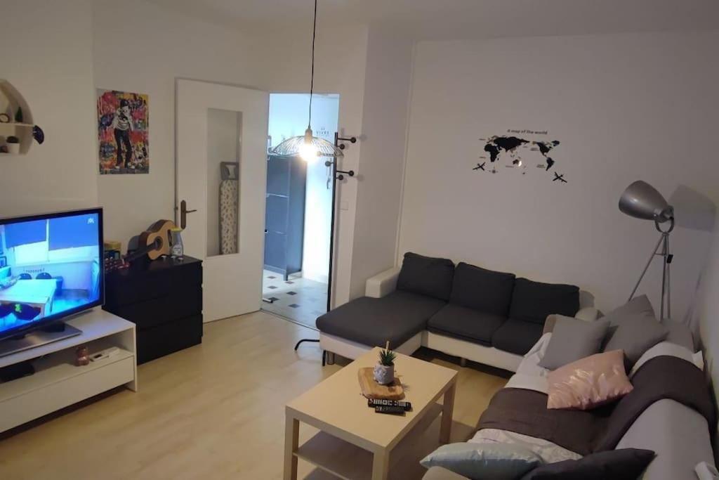 Peaceful Apartment At Lyon 7 Exterior photo